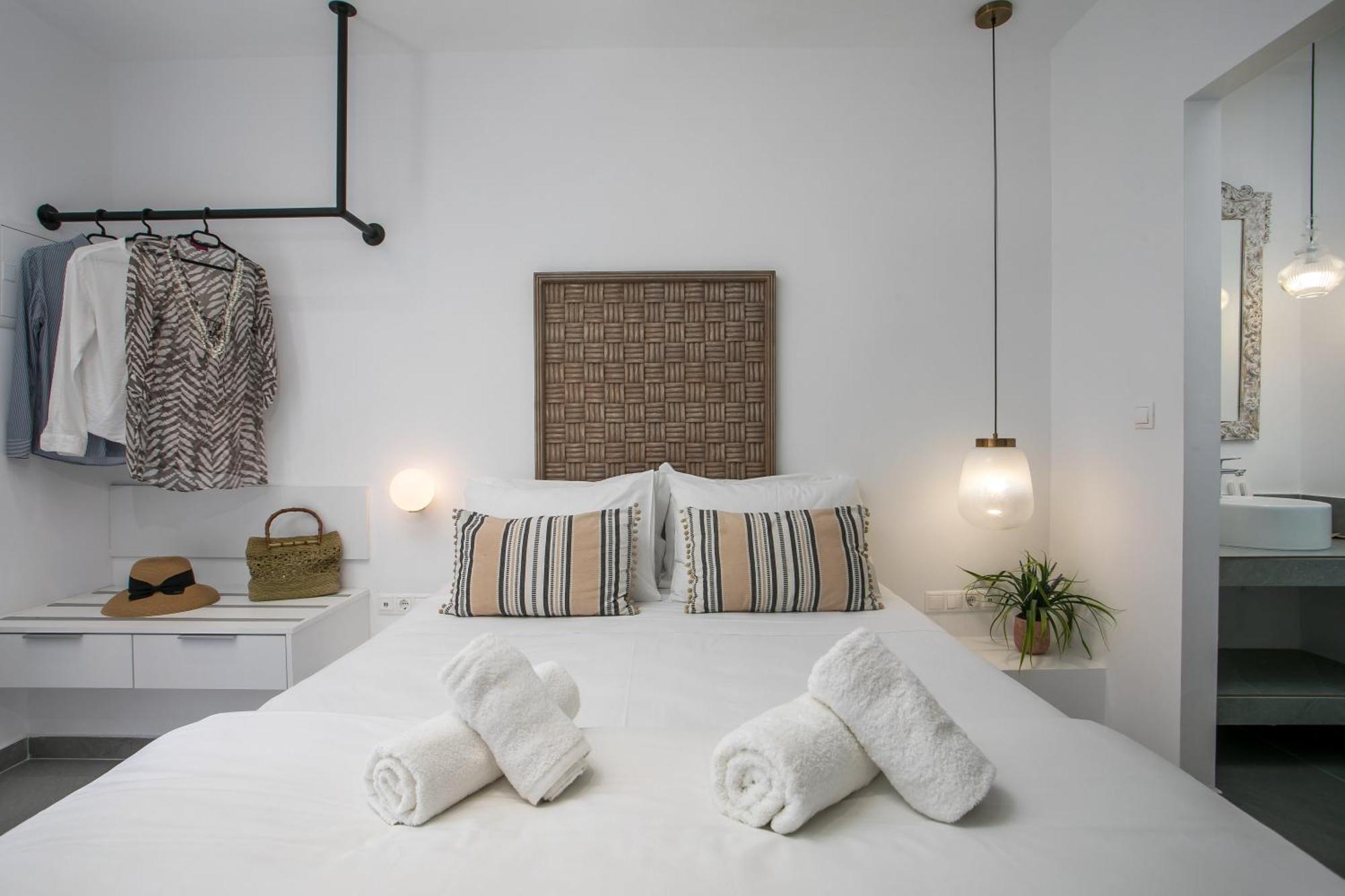 Calma Luxury Studios & Suites Фалираки Экстерьер фото