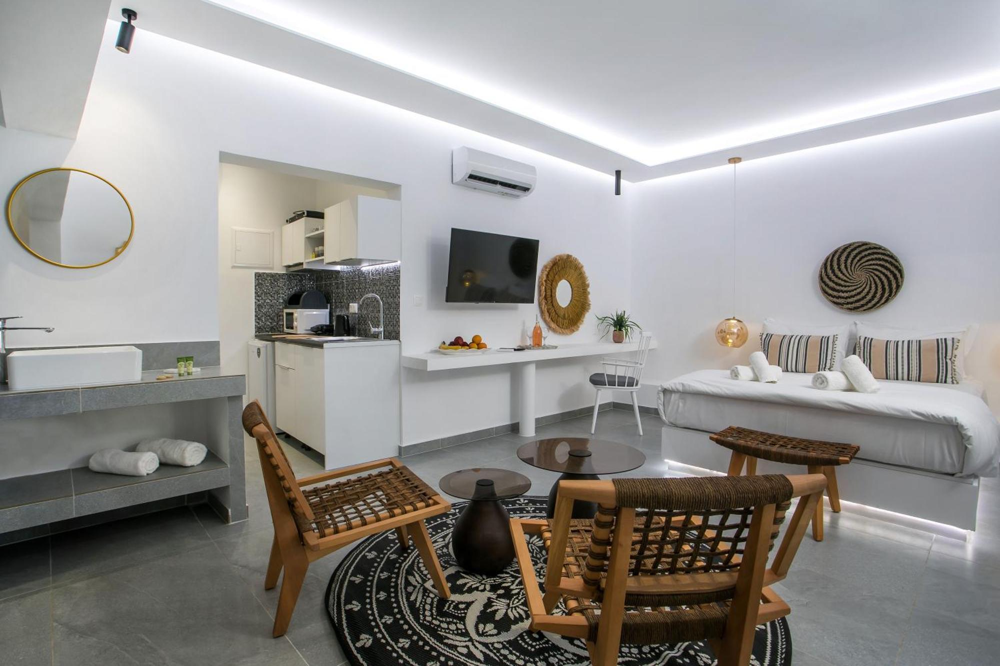 Calma Luxury Studios & Suites Фалираки Экстерьер фото