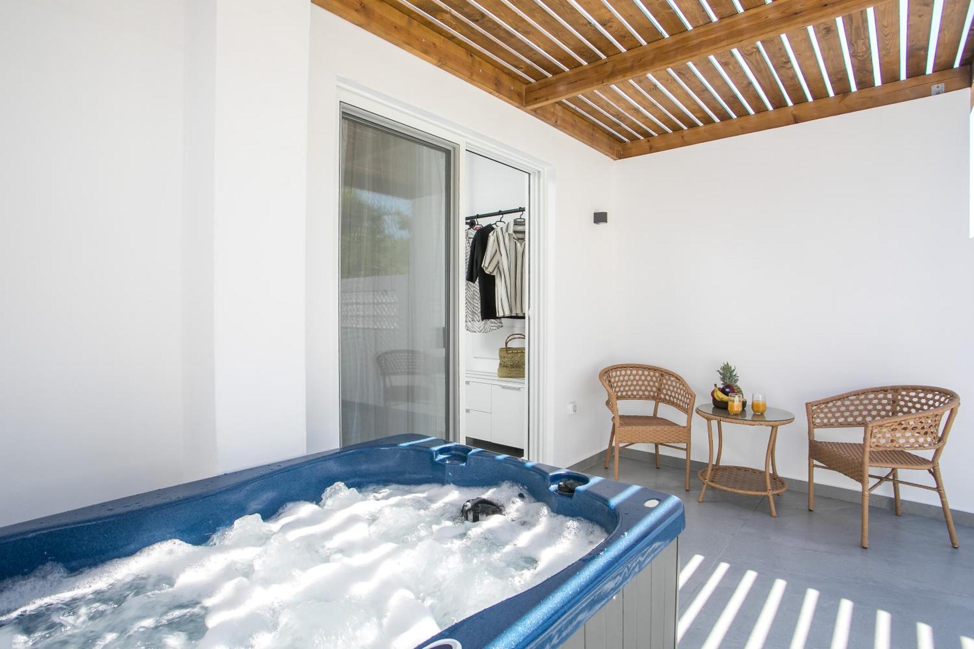 Calma Luxury Studios & Suites Фалираки Экстерьер фото